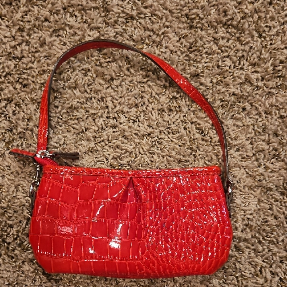 Small Red Crocodile-Embossed Women's Bag